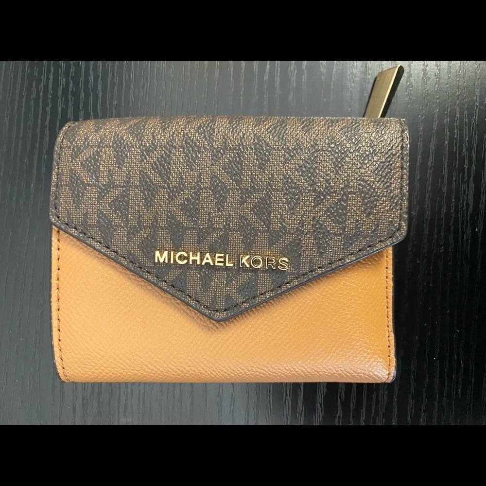 michael kors wallet